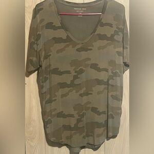 American Eagle Camo Short Sleeve Tee